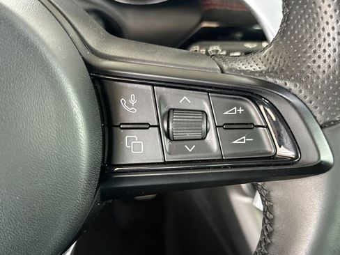 Used 2024 Alfa Romeo Tonale Veloce image 21