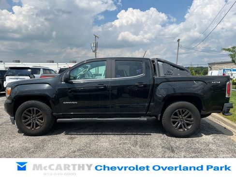 Used 2018 GMC Canyon SLE w/ Nightfall Edition AWD/4WD image 6