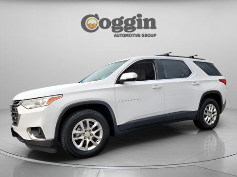 Used 2019 Chevrolet Traverse LT image 1