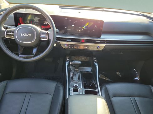 Certified 2025 Kia Sorento S w/ Panoramic Sunroof Package FWD image 10