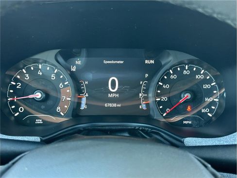 Used 2024 Jeep Compass Latitude image 20