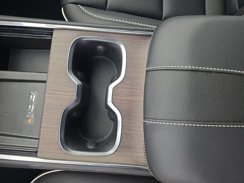 New 2026 GMC Acadia Denali w/ Super Cruise Package image 26