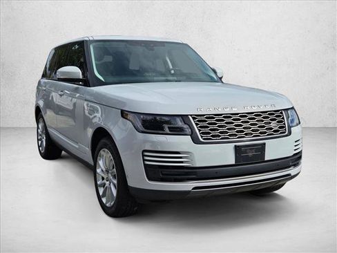 Used 2020 Land Rover Range Rover HSE image 3