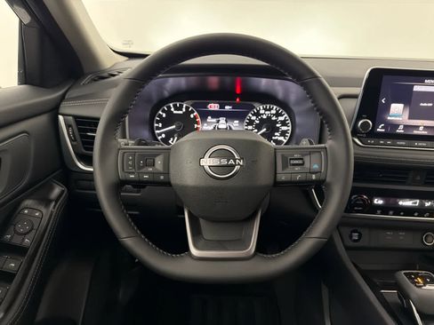 New 2026 Nissan Rogue SV FWD image 17