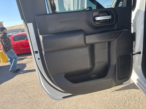 Used 2021 Chevrolet Silverado 2500 W/T w/ Gooseneck/5TH Wheel Package image 15