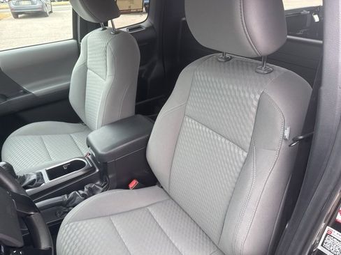 Used 2023 Toyota Tacoma SR image 23