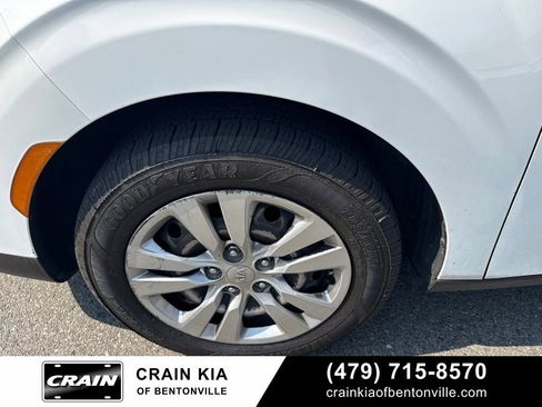Used 2020 Kia Soul LX FWD image 14