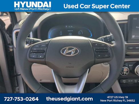 New 2026 Hyundai Venue SEL image 24