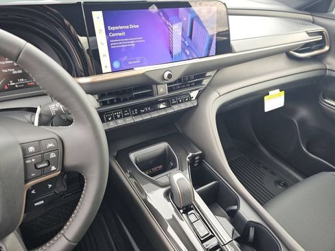 New 2026 Toyota Crown AWD/4WD image 31