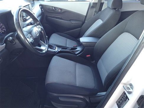 Used 2021 Hyundai Kona SEL image 16