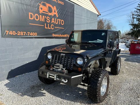 Used 2012 Jeep Wrangler Sahara w/ Dual Top Group image 6