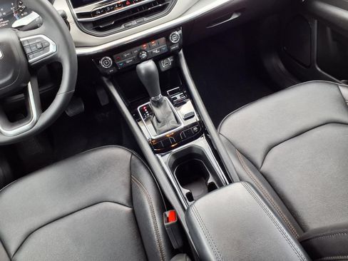 Used 2024 Jeep Compass Limited AWD/4WD image 10