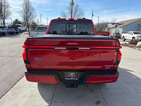 Used 2023 Ford F150 Lightning Platinum image 9