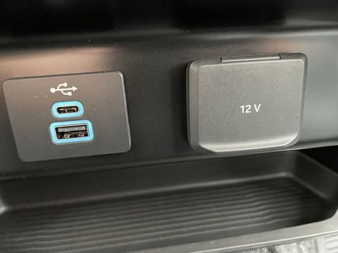 New 2026 Ford F250 XL w/ XL Chrome Package image 8