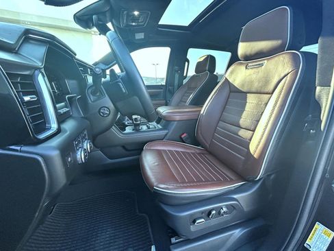 Certified 2025 GMC Sierra 1500 Denali Ultimate image 10