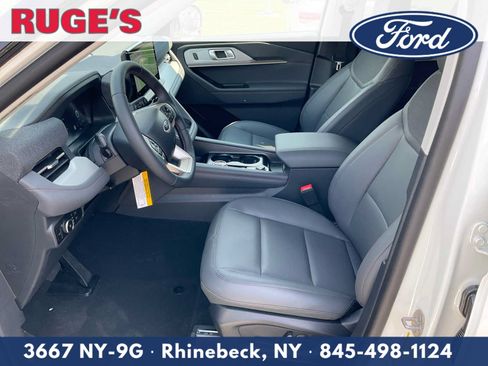 New 2026 Ford Explorer Active w/ Active Comfort Package AWD/4WD image 16
