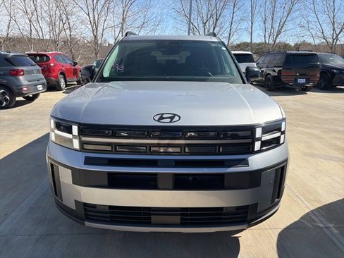 Used 2025 Hyundai Santa Fe XRT image 2