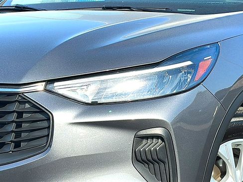 Used 2024 Ford Escape Active image 4