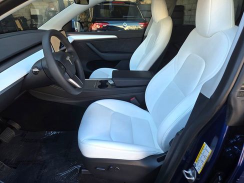 Used 2023 Tesla Model Y Long Range image 15