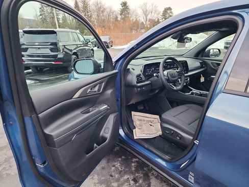 New 2026 Chevrolet Traverse LT w/ Midnight/Sport Edition image 10