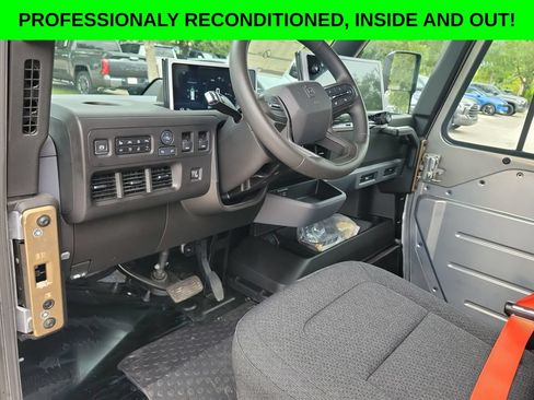 Used 2024 Chevrolet Brightdrop 400 w/ Commercial Equipment Package AWD/4WD image 8