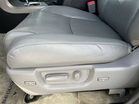 Used 2011 Toyota Sequoia Platinum image 12