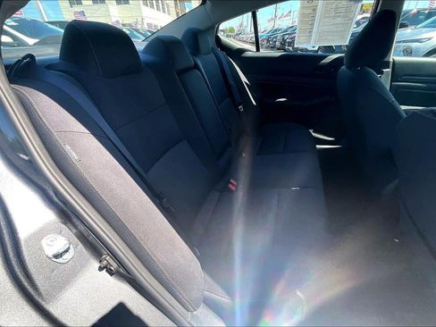 Used 2025 Nissan Altima 2.5 SV FWD image 24