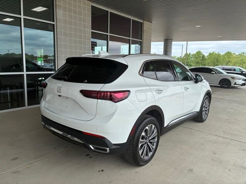 Used 2024 Buick Envision Preferred AWD/4WD image 3