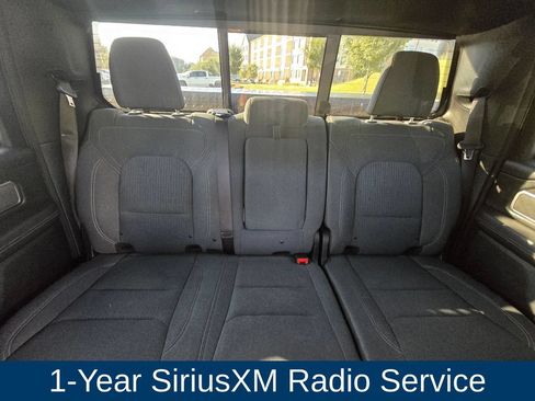 Used 2019 RAM 1500 Big Horn AWD/4WD image 11