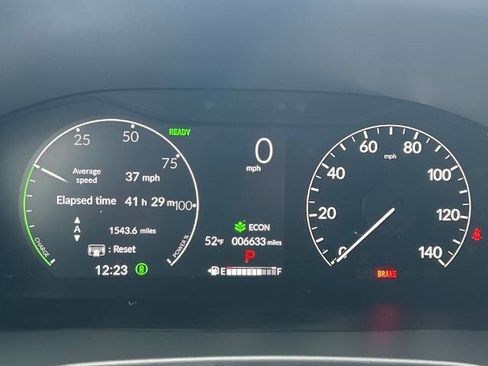 Used 2025 Honda CR-V Sport image 21