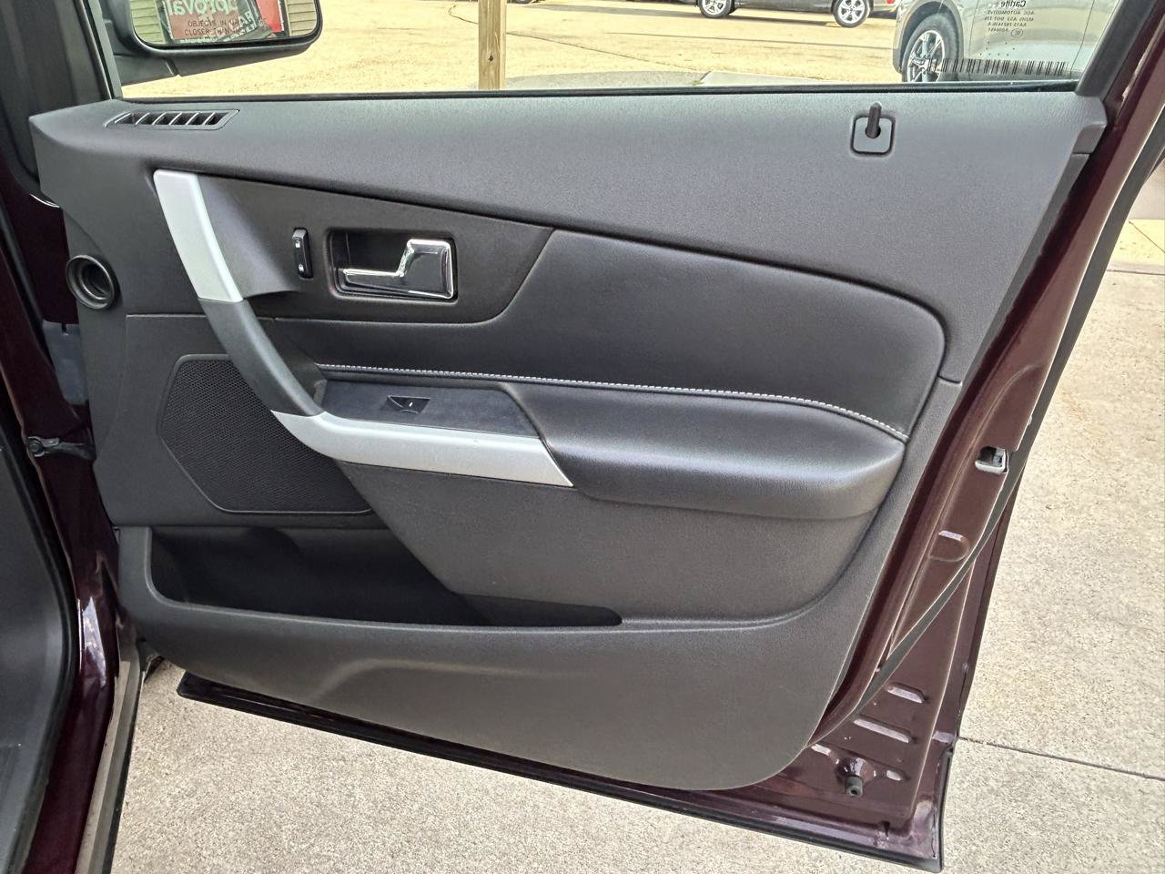 Used 2011 Ford Edge SE w/ 101A Rapid Spec Order Code FWD image 16