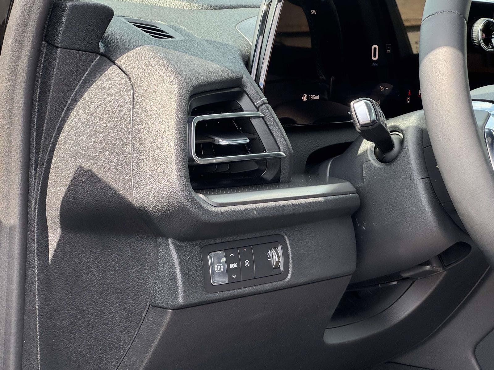 Used 2026 Chevrolet Traverse LT w/ Driver Confidence Package FWD image 13
