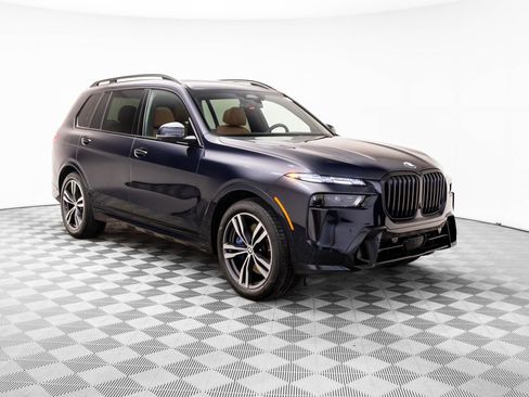 Certified 2024 BMW X7 xDrive40i w/ Executive Package image 8