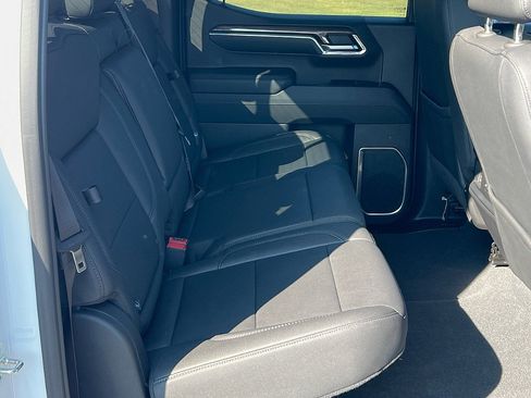 Used 2024 Chevrolet Silverado 1500 LT Trail Boss w/ Convenience Package II image 23