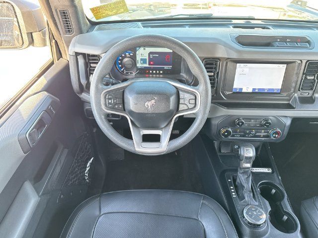 Used 2022 Ford Bronco 4-Door AWD/4WD image 14
