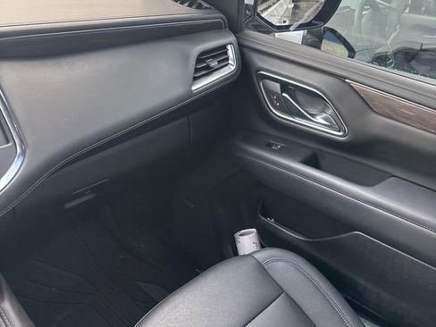 Used 2023 Chevrolet Tahoe Z71 w/ Luxury Package image 15