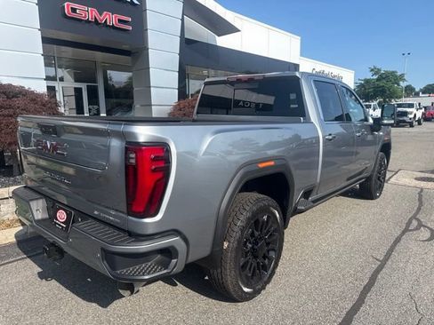 New 2026 GMC Sierra 2500 Denali w/ Denali Reserve Package AWD/4WD image 10