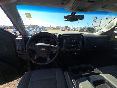 Used 2018 Chevrolet Silverado 2500 W/T image 16
