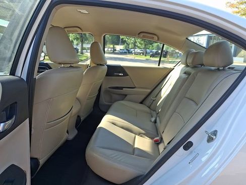 Used 2014 Honda Accord LX image 12