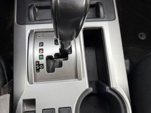 Used 2016 Toyota 4Runner SR5 image 16