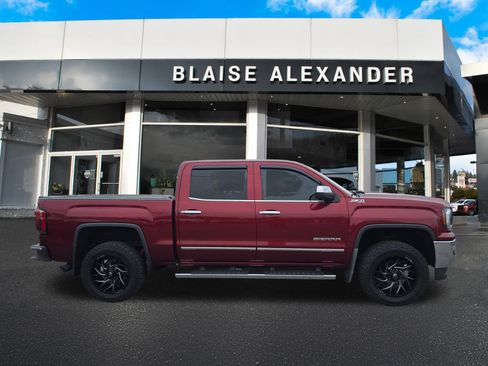 Used 2017 GMC Sierra 1500 SLT w/ SLT Premium Package AWD/4WD image 2