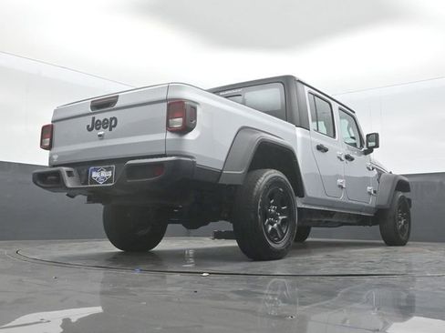 Used 2023 Jeep Gladiator Sport w/ Trailer Tow Package image 23