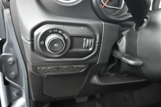 New 2026 Jeep Wrangler Unlimited Sahara w/ Safety Group AWD/4WD image 15