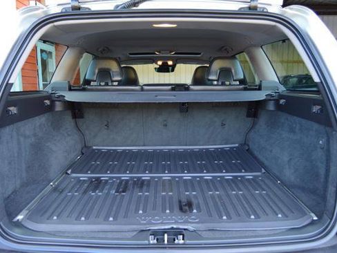Used 2016 Volvo XC70 T5 Premier w/ Proximity Package FWD image 35