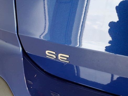 Used 2022 Volkswagen Taos SE image 18