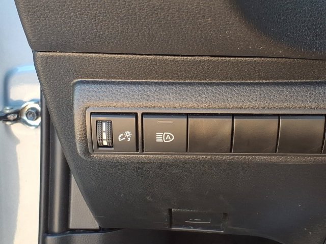 Used 2024 Toyota Corolla LE FWD image 15