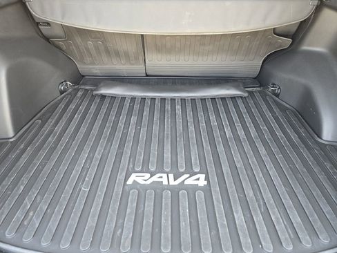 Certified 2025 Toyota RAV4 XLE w/ Convenience Package image 34