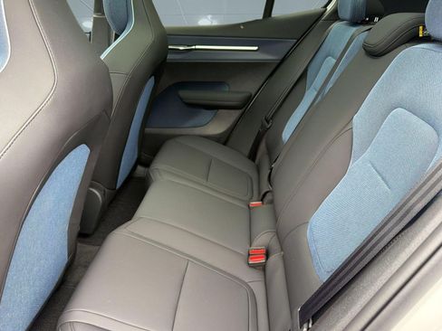 Certified 2026 Volvo EX30 Cross Country Ultra w/ Protection Package Premier AWD/4WD image 22