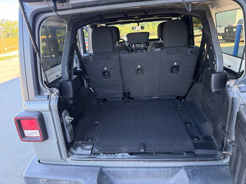 Used 2020 Jeep Wrangler Unlimited Sport S AWD/4WD image 10