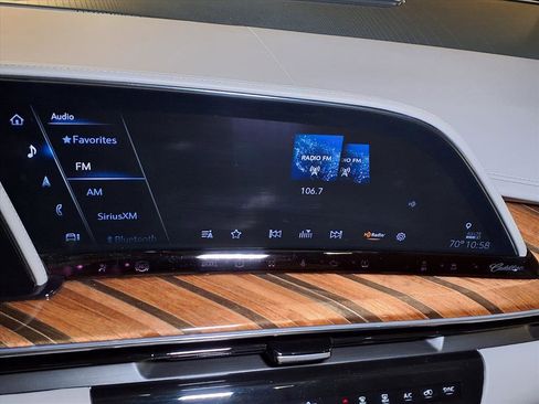 Certified 2023 Cadillac Escalade ESV Sport Platinum w/ Heavy-Duty Trailer Package image 4